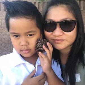 Meet your Posher, Charmalyn